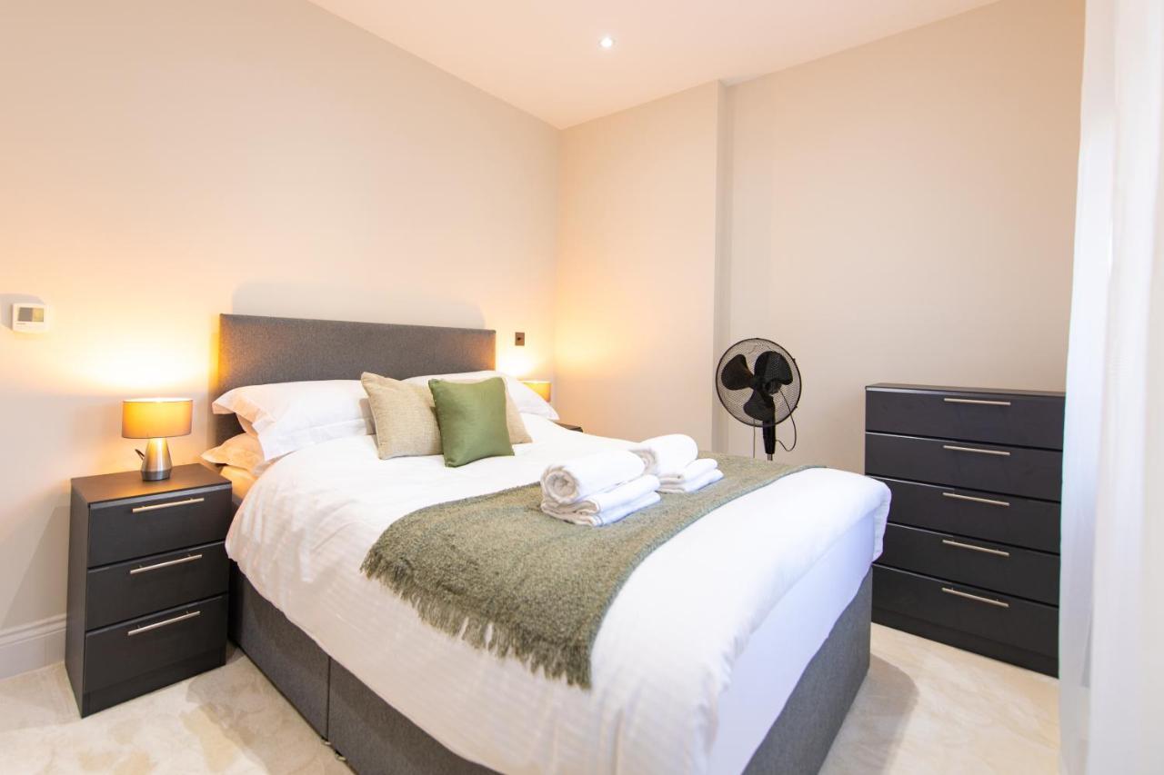 Aparthotel Ealing Residency Londyn Zewnętrze zdjęcie