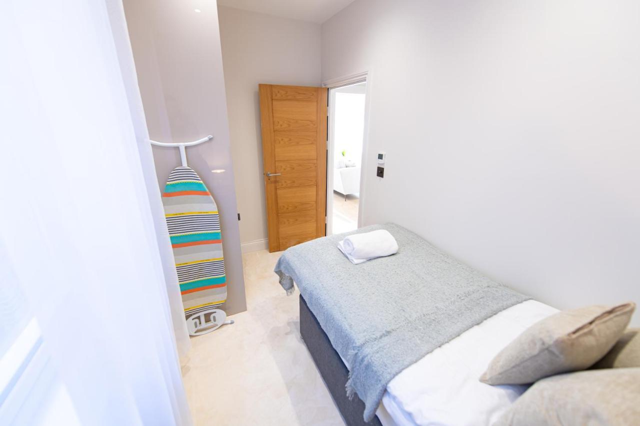 Aparthotel Ealing Residency Londyn Zewnętrze zdjęcie