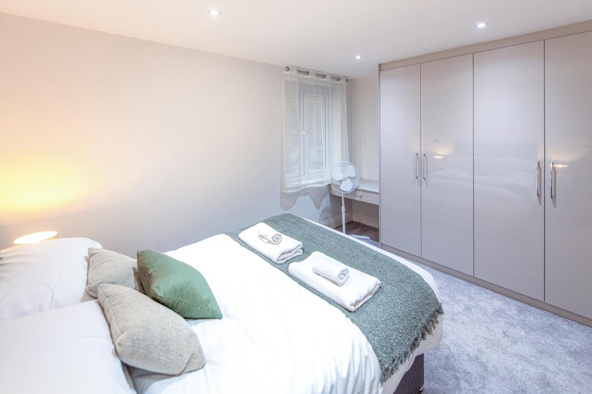 Aparthotel Ealing Residency Londyn Zewnętrze zdjęcie