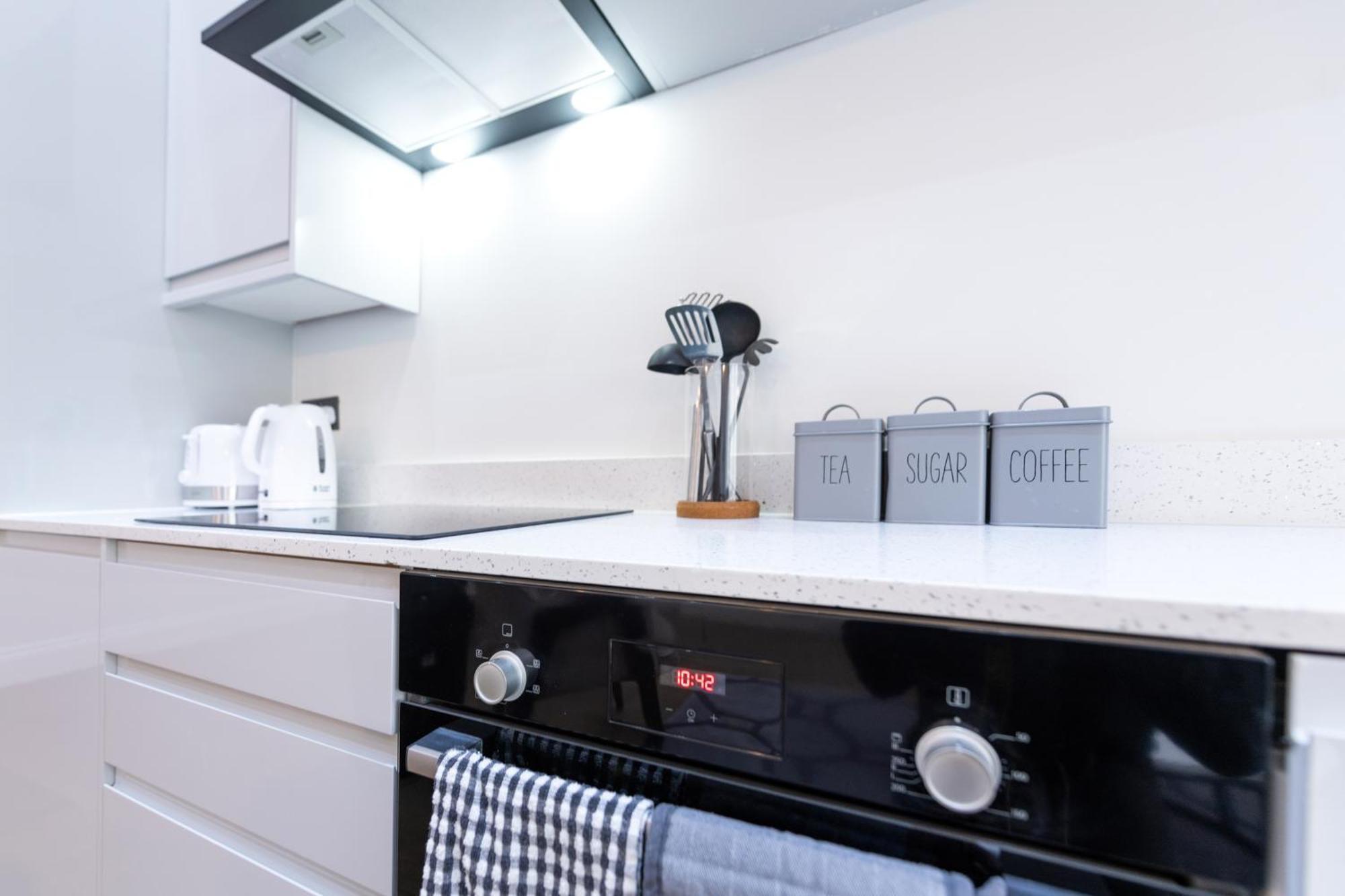 Aparthotel Ealing Residency Londyn Zewnętrze zdjęcie